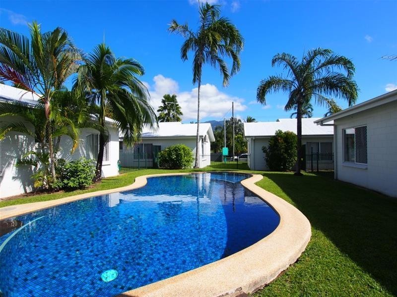 4/12-14 Ireland Crescent, Whitfield QLD 4870