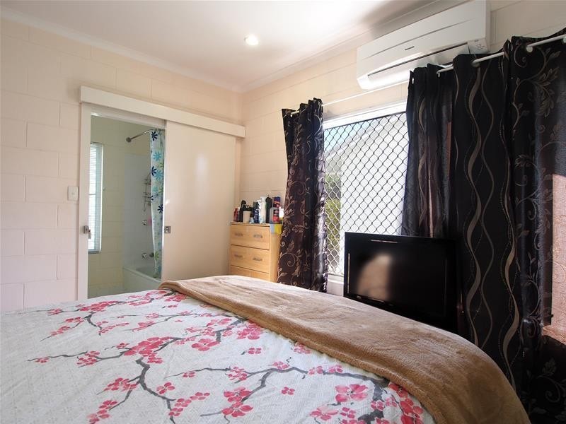 4/12-14 Ireland Crescent, Whitfield QLD 4870