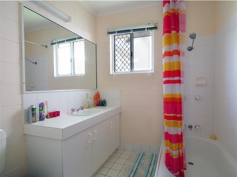 4/12-14 Ireland Crescent, Whitfield QLD 4870