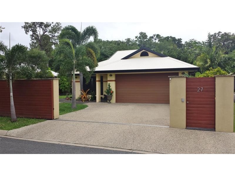 27 Lagoon Drive, Trinity Beach QLD 4879
