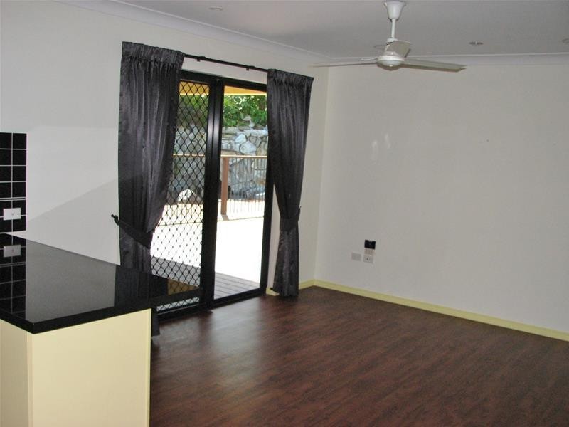 27 Lagoon Drive, Trinity Beach QLD 4879