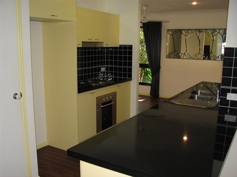 27 Lagoon Drive, Trinity Beach QLD 4879