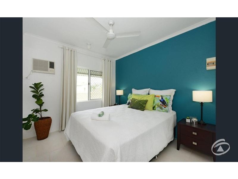 5/346-348 McCoombe  Street, Mooroobool QLD 4870