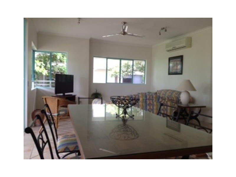 61/65 Vasey Esplanande Esplanade, Trinity Beach QLD 4879