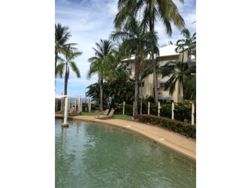 61/65 Vasey Esplanande Esplanade, Trinity Beach QLD 4879