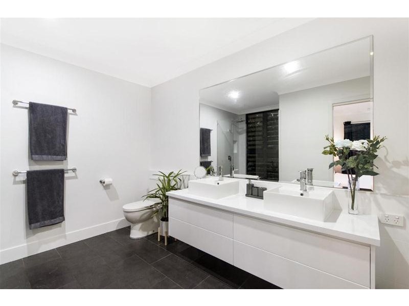 61 East Parkridge Drive, Brinsmead QLD 4870