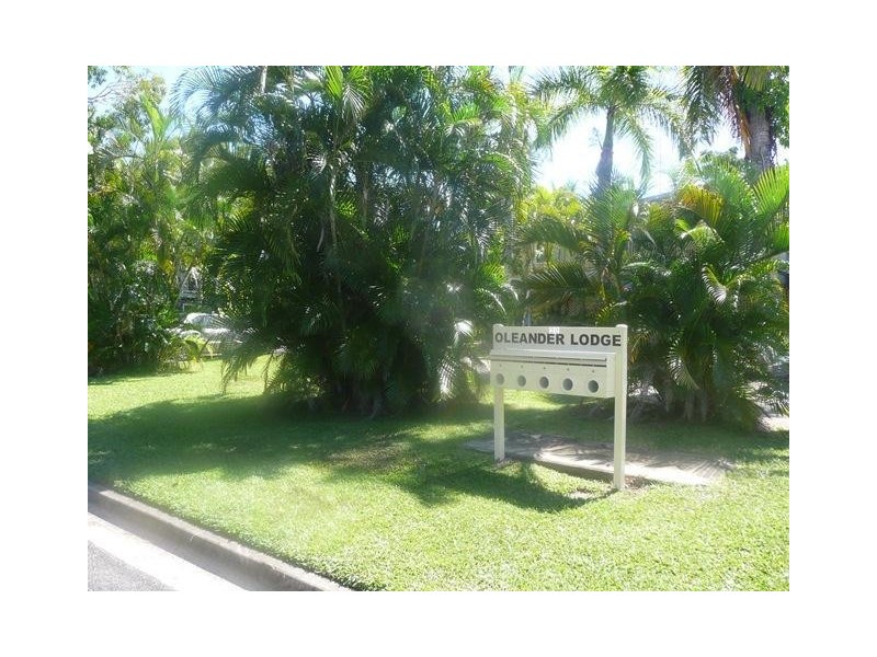 4/30 Mimosa  Street, Holloways Beach QLD 4878