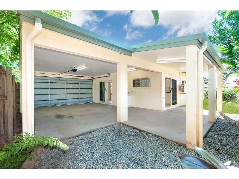 1 and 2/1 Nindii Close, Edmonton QLD 4869