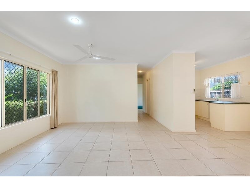 1 and 2/1 Nindii Close, Edmonton QLD 4869