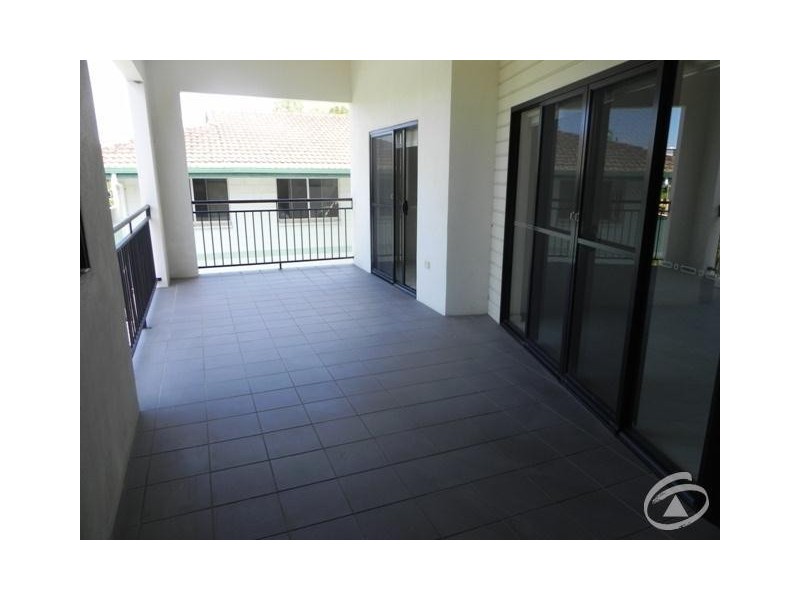 9/33 Digger Street, Cairns North QLD 4870