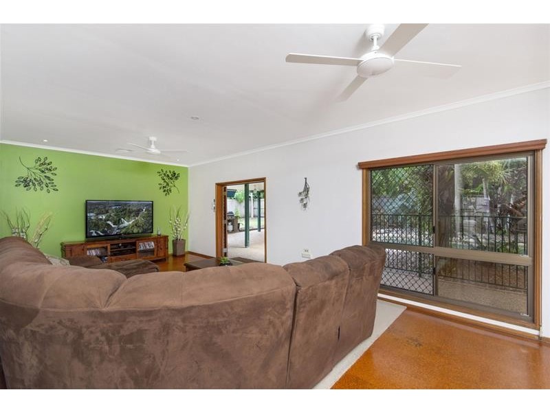 17 Katanga Close, Smithfield QLD 4878