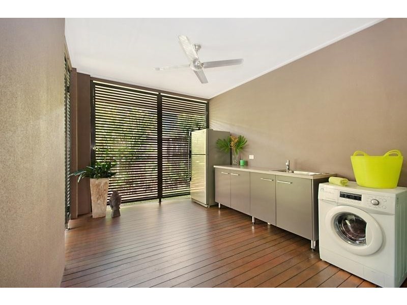 6 Port Close, Trinity Beach QLD 4879