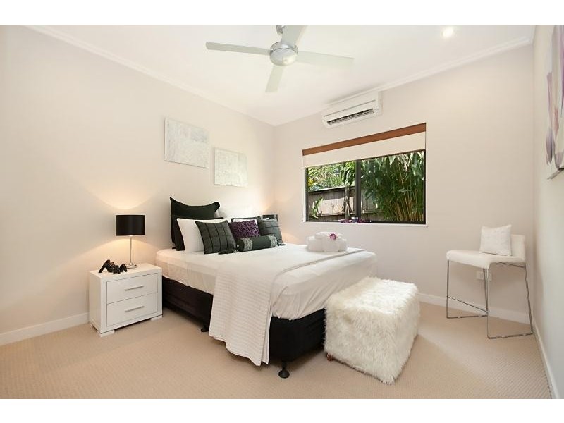 6 Port Close, Trinity Beach QLD 4879