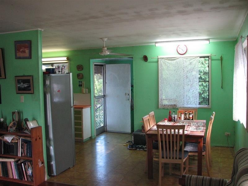 9-11 Givens Street, Westcourt QLD 4870