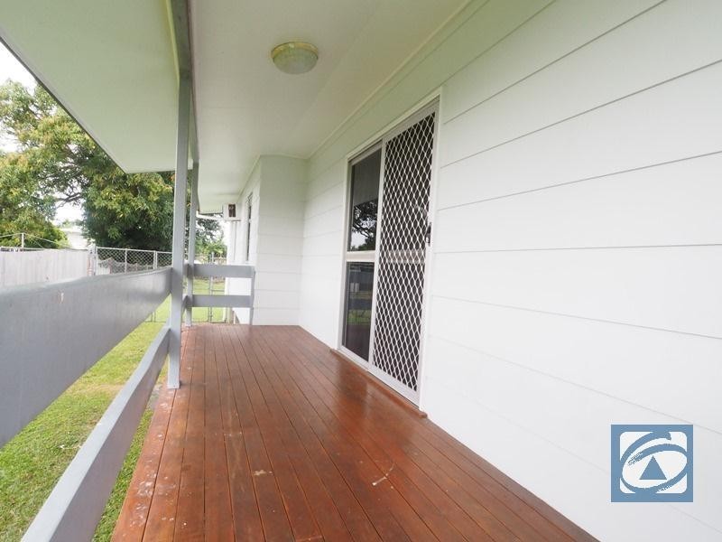 112 McCormack  Street, Manunda QLD 4870