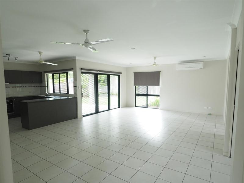 9 Petrie Close, Kewarra Beach QLD 4879