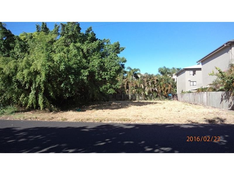 60-64 Cairns Street, Cairns North QLD 4870