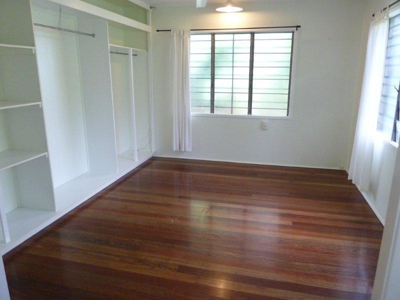 4/81 Digger Street, Cairns North QLD 4870