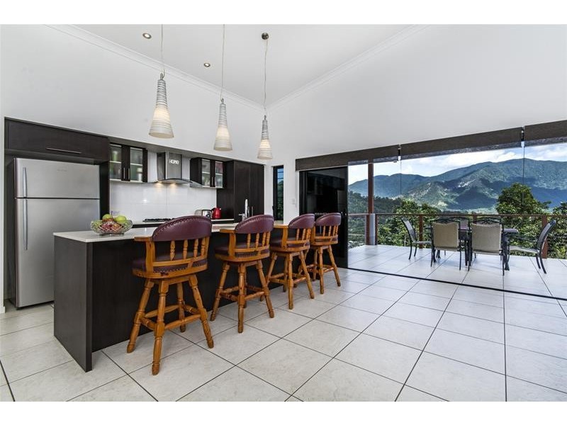 19 The Peak Road, Brinsmead QLD 4870