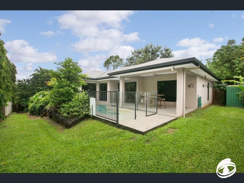 3 Ellie Banning Close, Redlynch QLD 4870
