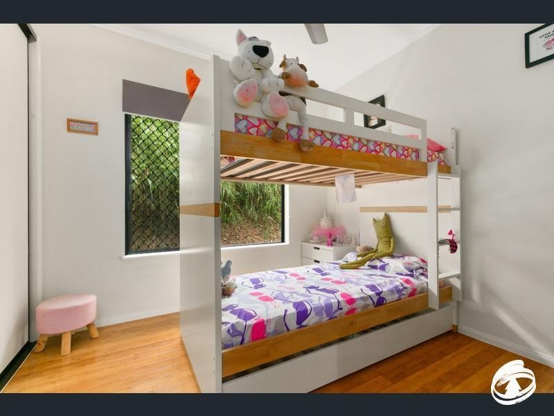 3 Ellie Banning Close, Redlynch QLD 4870