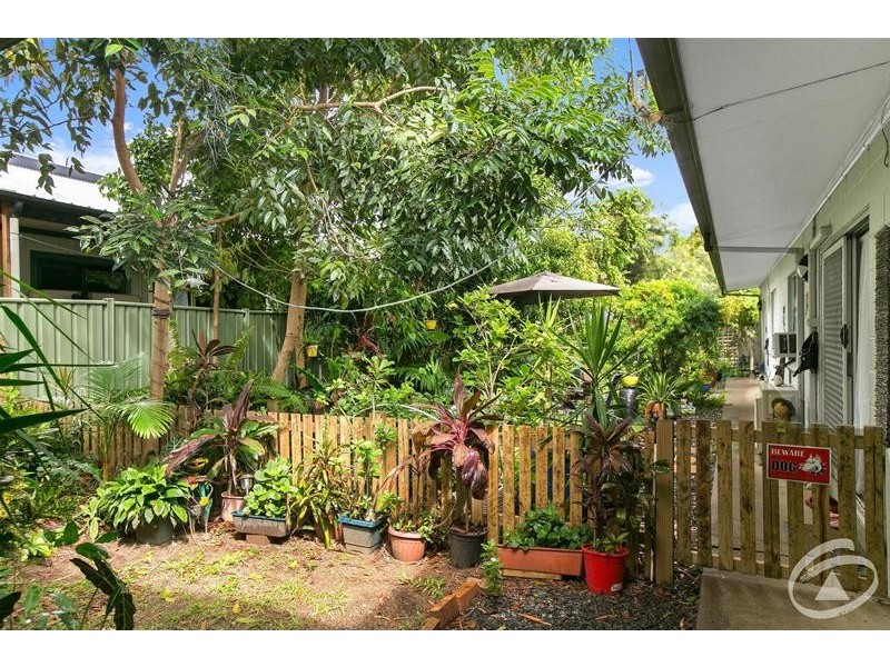 123 Oleander Street, Holloways Beach QLD 4878