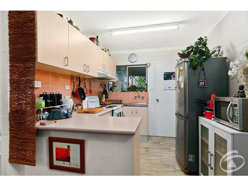 123 Oleander Street, Holloways Beach QLD 4878