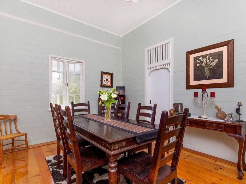 53 Moody  Street, Mooroobool QLD 4870