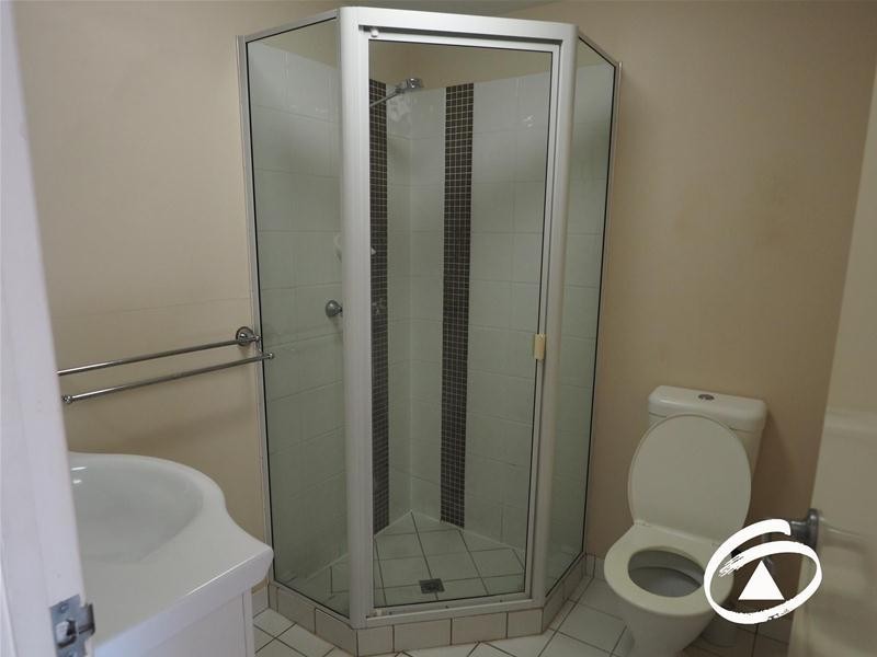 203/4 Grantala Street, Manoora QLD 4870