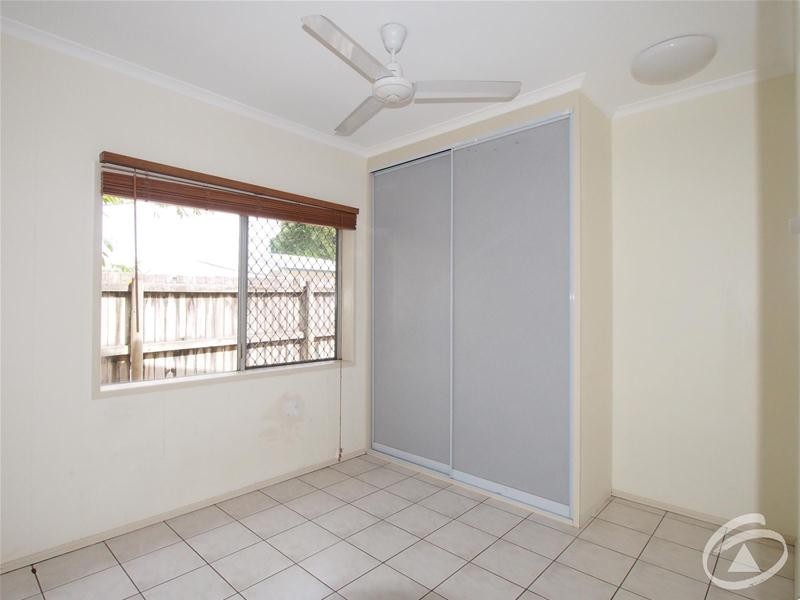 1/9 Windarra Street, Woree QLD 4868