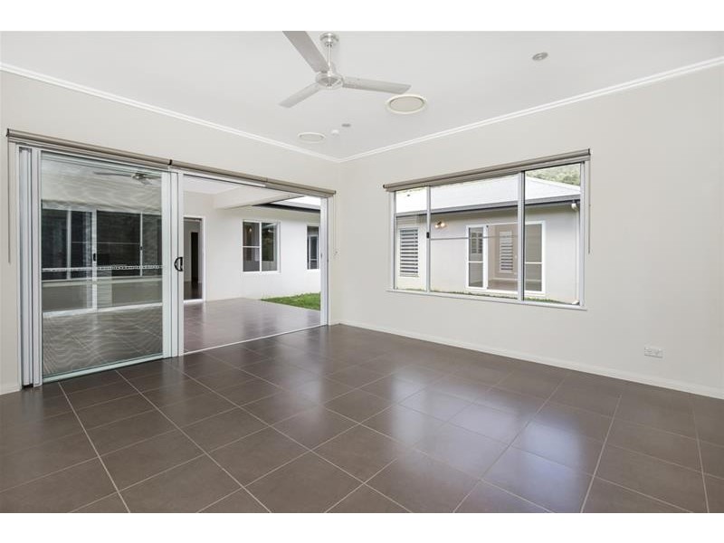 19 Ash wood  Circuit, Smithfield QLD 4878