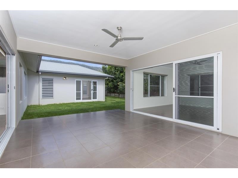 19 Ash wood  Circuit, Smithfield QLD 4878