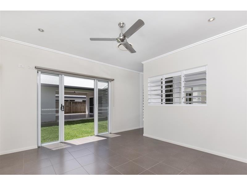 19 Ash wood  Circuit, Smithfield QLD 4878