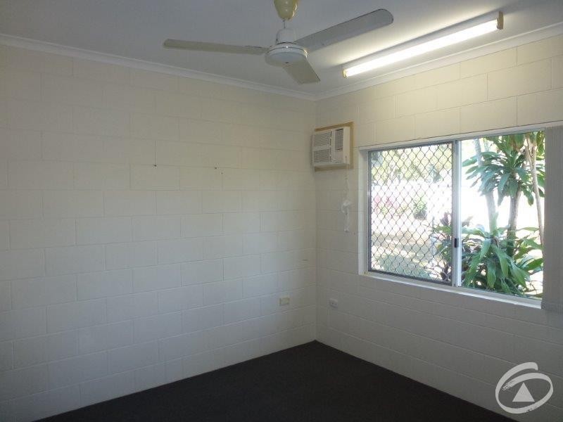 71 McLaughlin  Road, Bentley Park QLD 4869