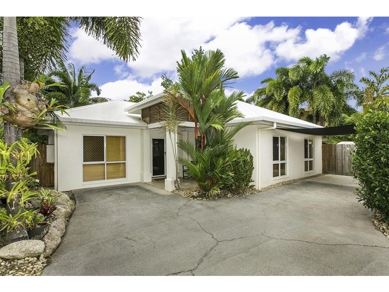 2/20 Oyster Court, Trinity Beach QLD 4879