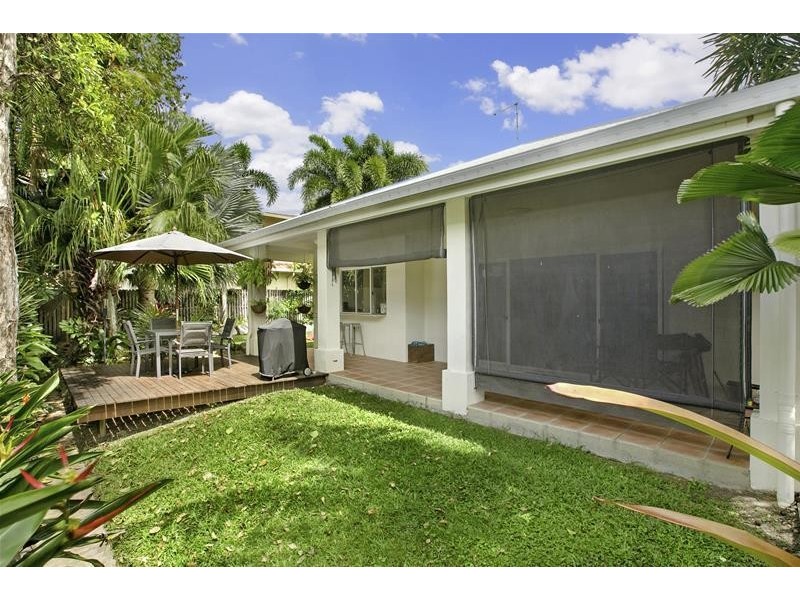 2/20 Oyster Court, Trinity Beach QLD 4879