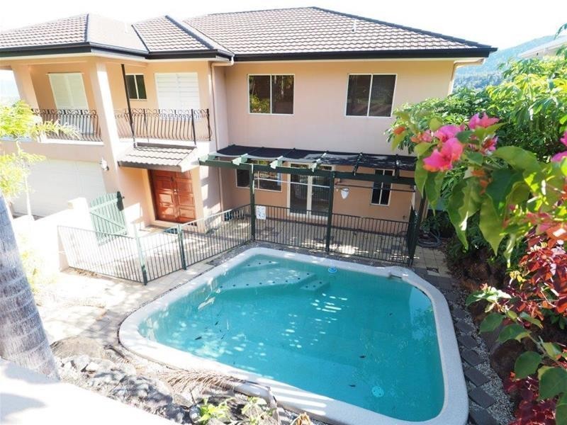 79 Nolan Street, Whitfield QLD 4870