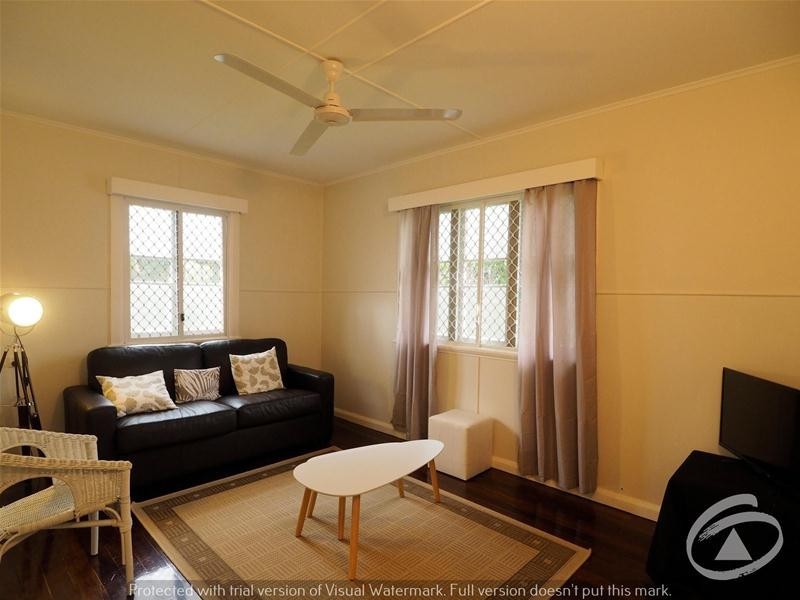 2/42 Lily Street, Cairns North QLD 4870