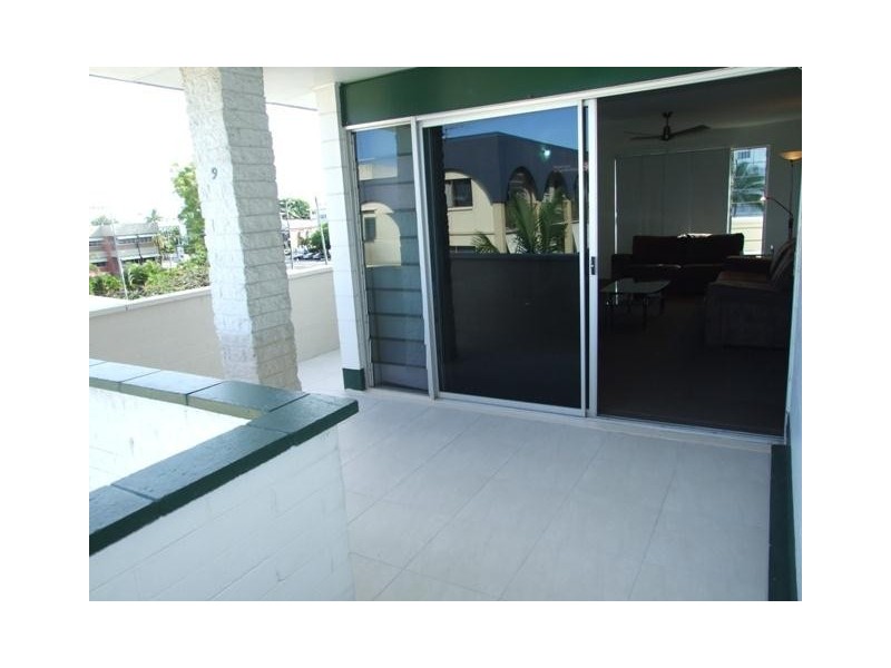 9/207 Abbott Street, Cairns City QLD 4870