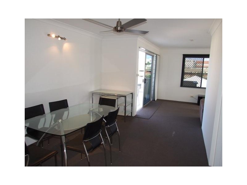 9/207 Abbott Street, Cairns City QLD 4870