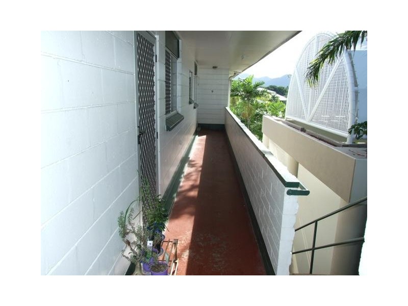 9/207 Abbott Street, Cairns City QLD 4870