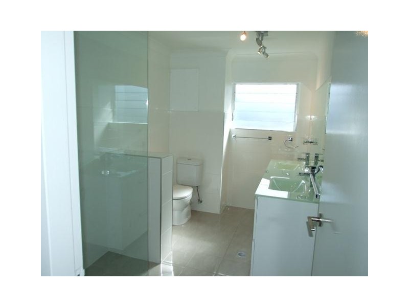 9/207 Abbott Street, Cairns City QLD 4870