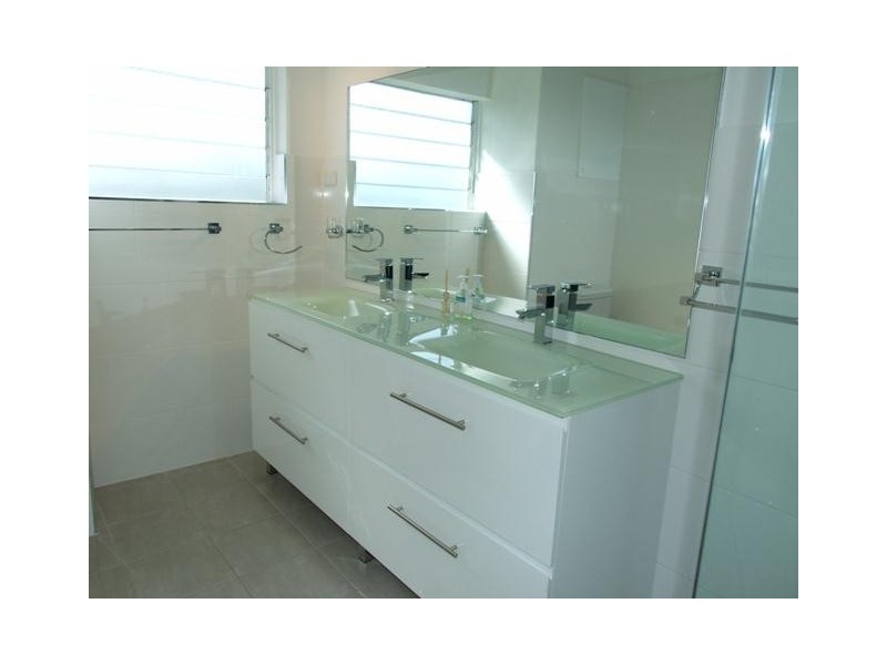 9/207 Abbott Street, Cairns City QLD 4870