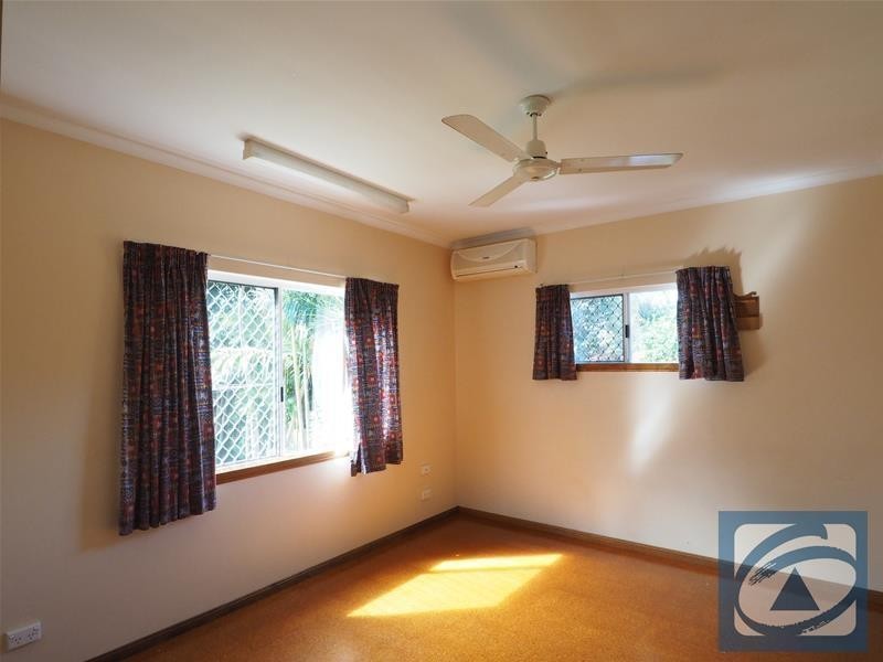 13 Makoo Close, White Rock QLD 4868