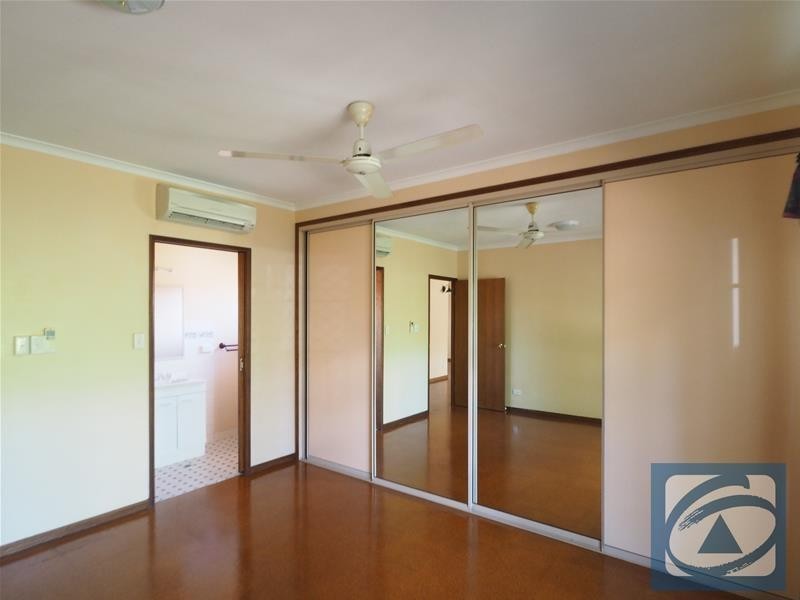 13 Makoo Close, White Rock QLD 4868