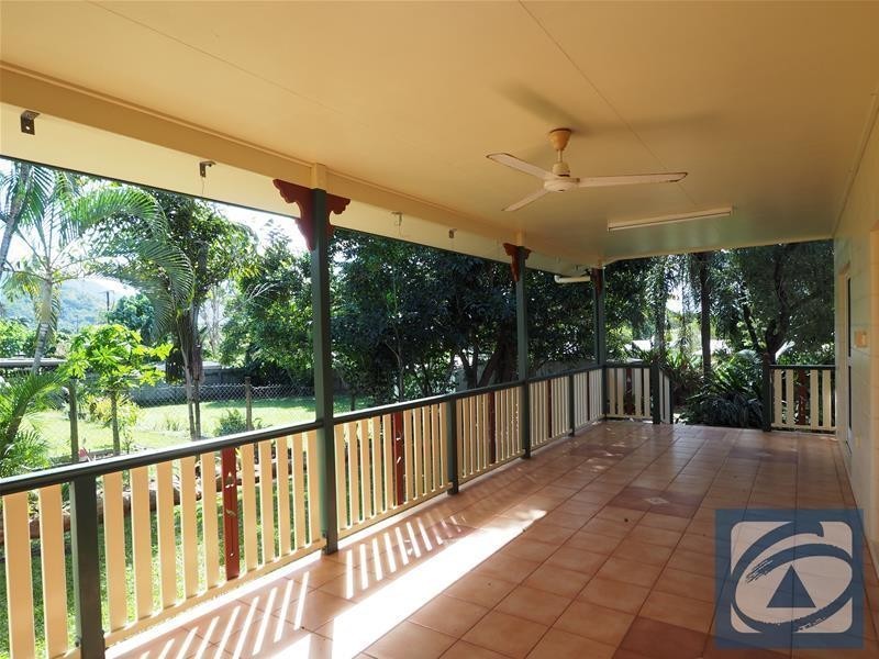 13 Makoo Close, White Rock QLD 4868