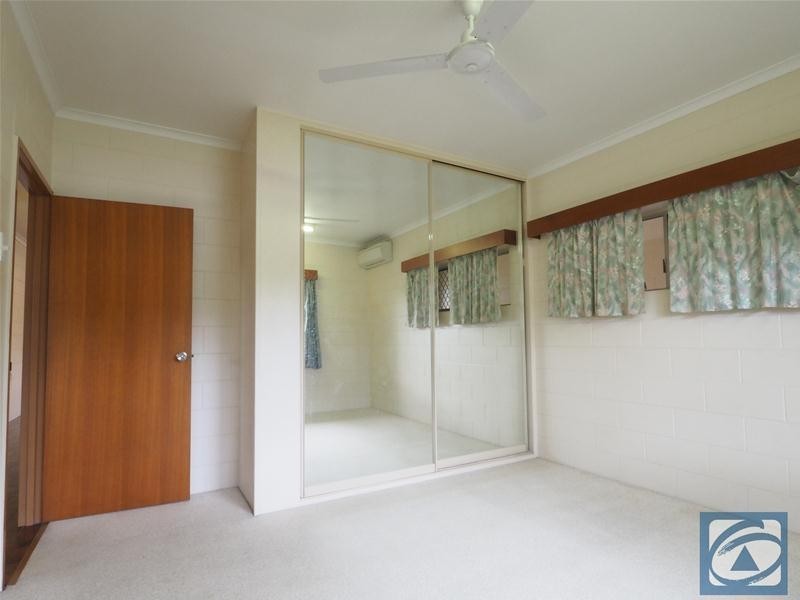 2/38 Miles Street, Manoora QLD 4870
