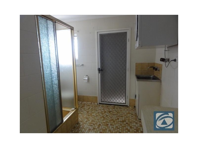 8/34-44 Boland Street, Westcourt QLD 4870