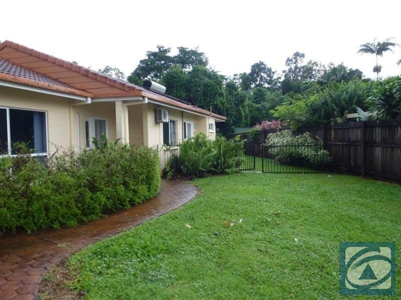 8 Loridan Drive, Brinsmead QLD 4870