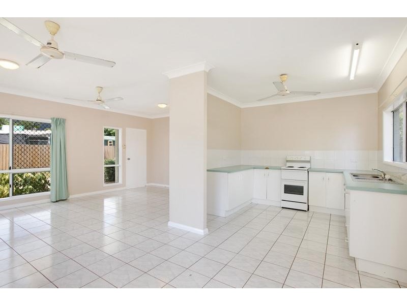 Bentley Park QLD 4869